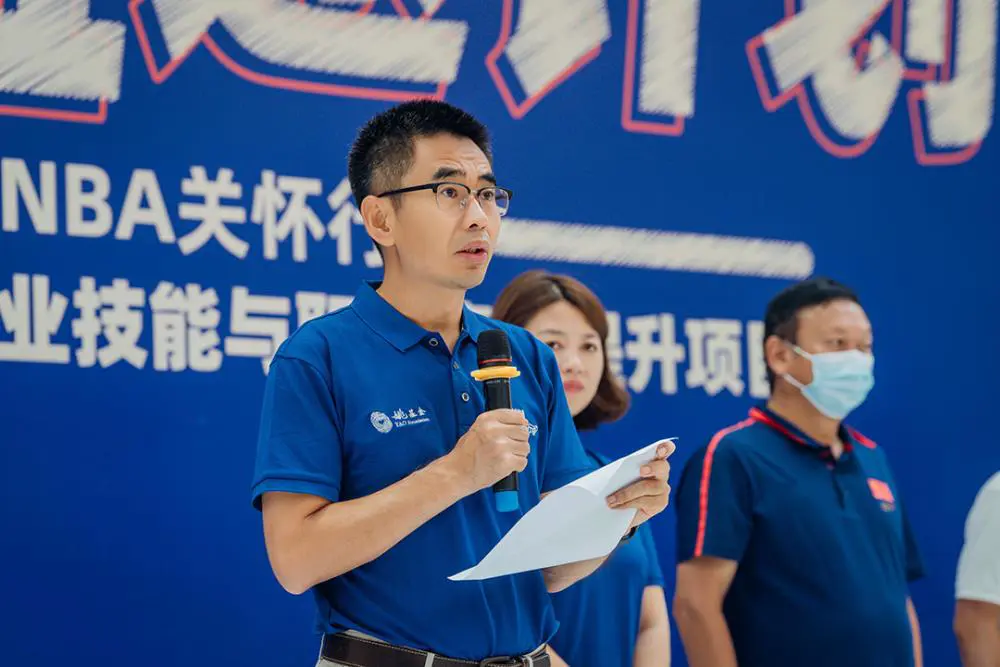 如何通过激励帮助篮球运动员突破瓶颈_1